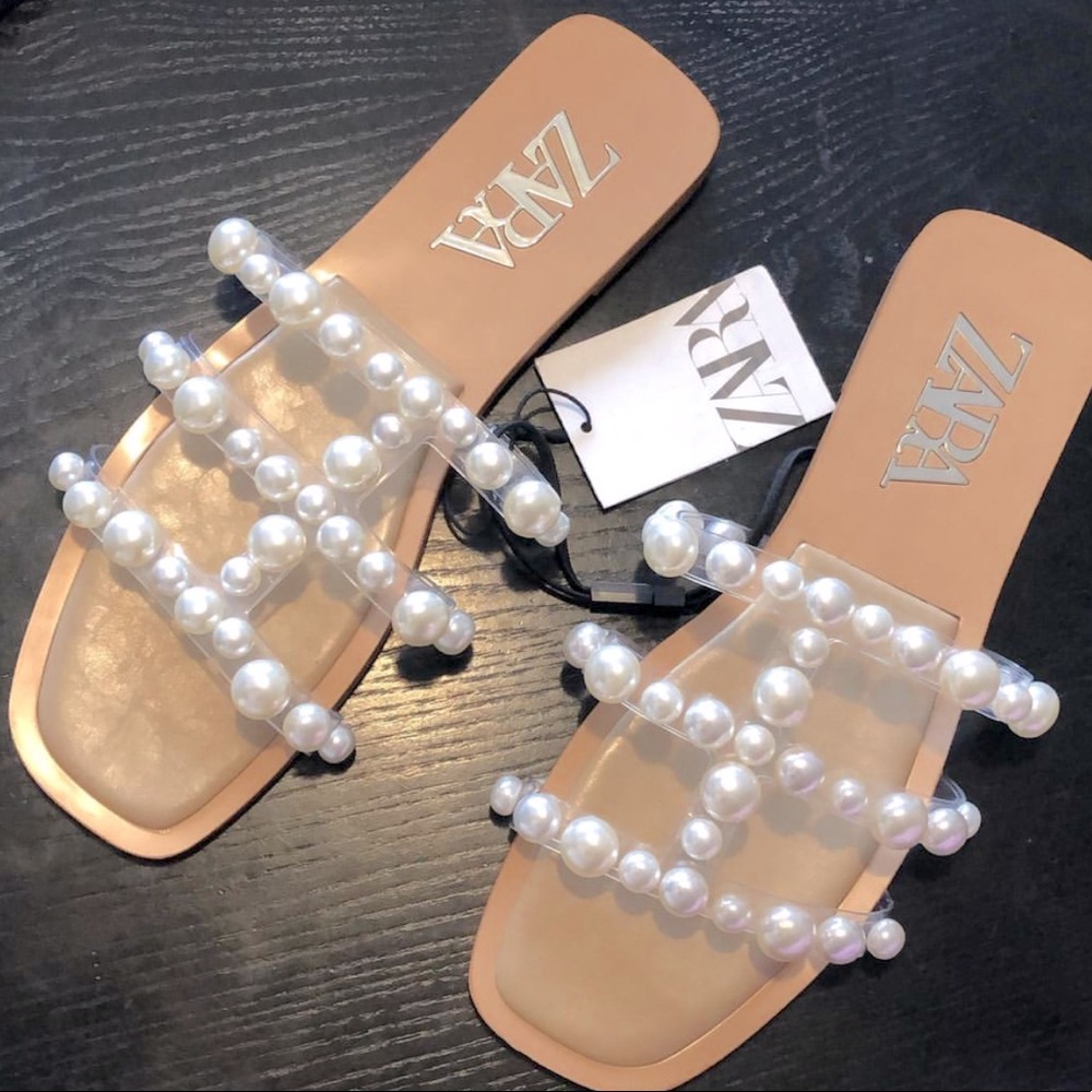 New never worn ZARA SLIPPERS